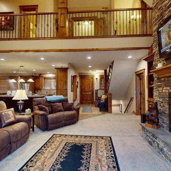 Open floorplan to access each area of the main floor seamlessly.