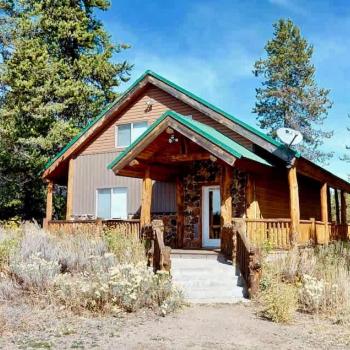 Welcome to Hidden Creek located in the Shotgun subdivision of Island Park.