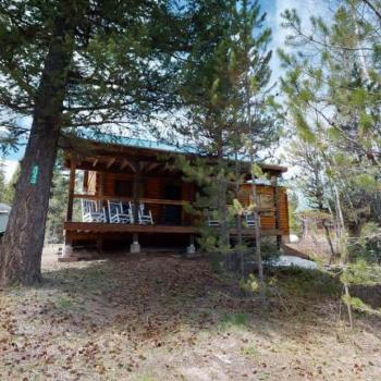 Little Timber Inn is nestled in the trees.