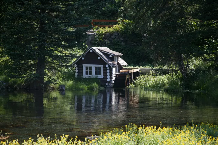 The Johnny Sack Cabin beside the spring at Big Springs