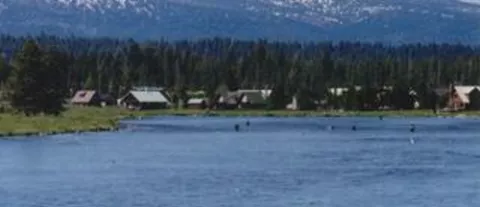 Lodges along the Henry's Fork in Island Park