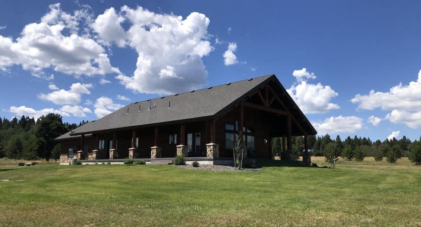 Beautiful view of the cabin.