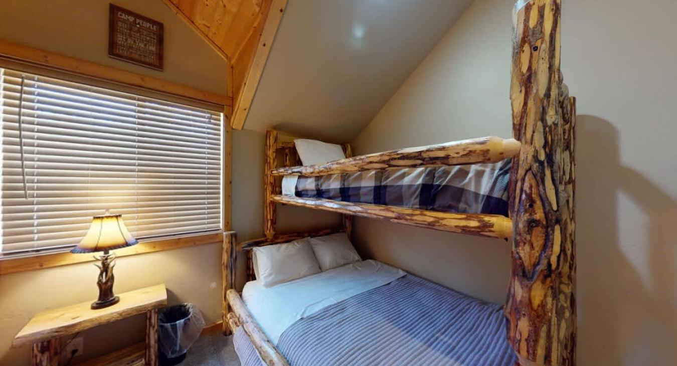 Perfect room for the kiddos.