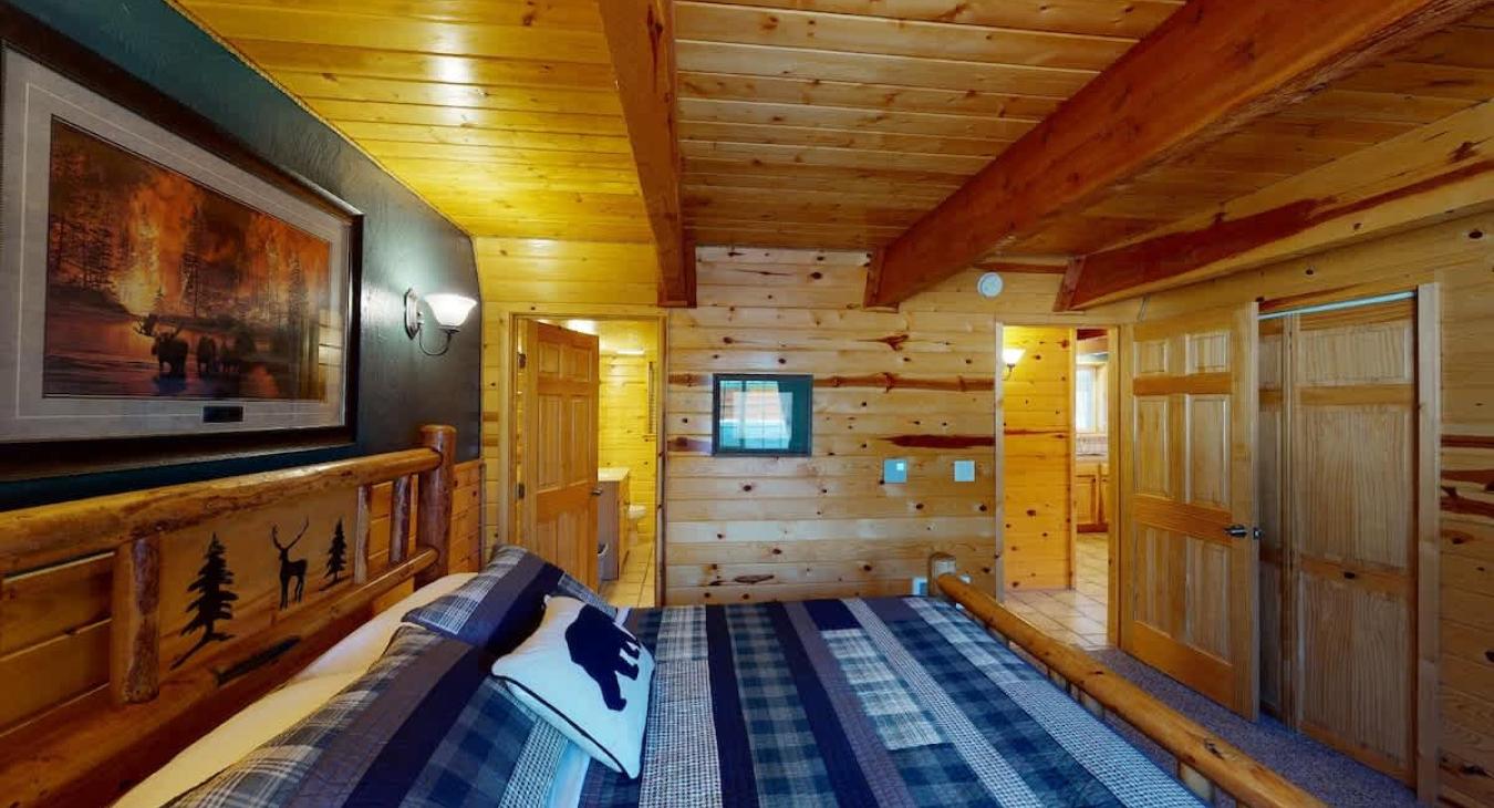 Beautiful decor to bring out nature.