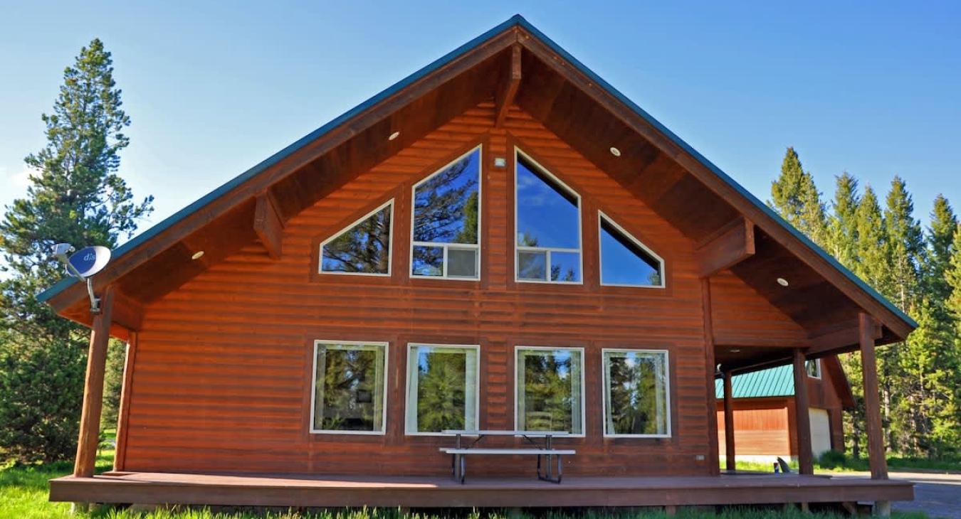 Welcome to Moose Creek Lodge.