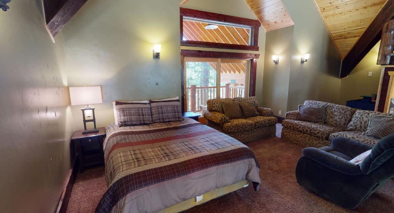 Natural light pour in here to illuminate the area.