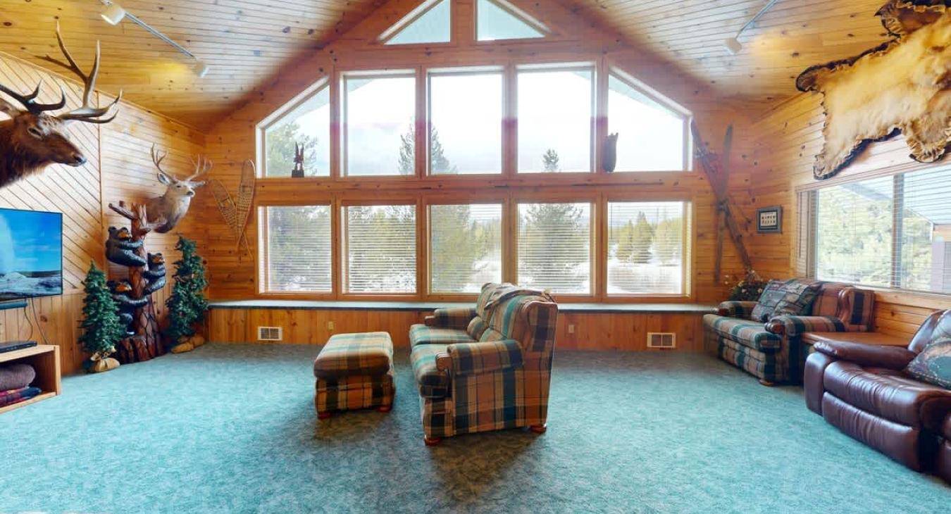 Plenty of seating for everyone.