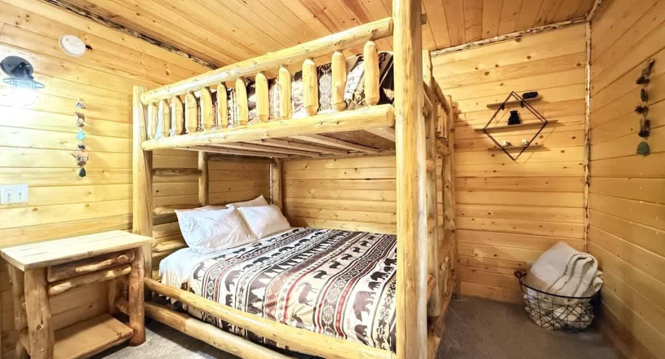 Perfect for up to 4 people in this room.