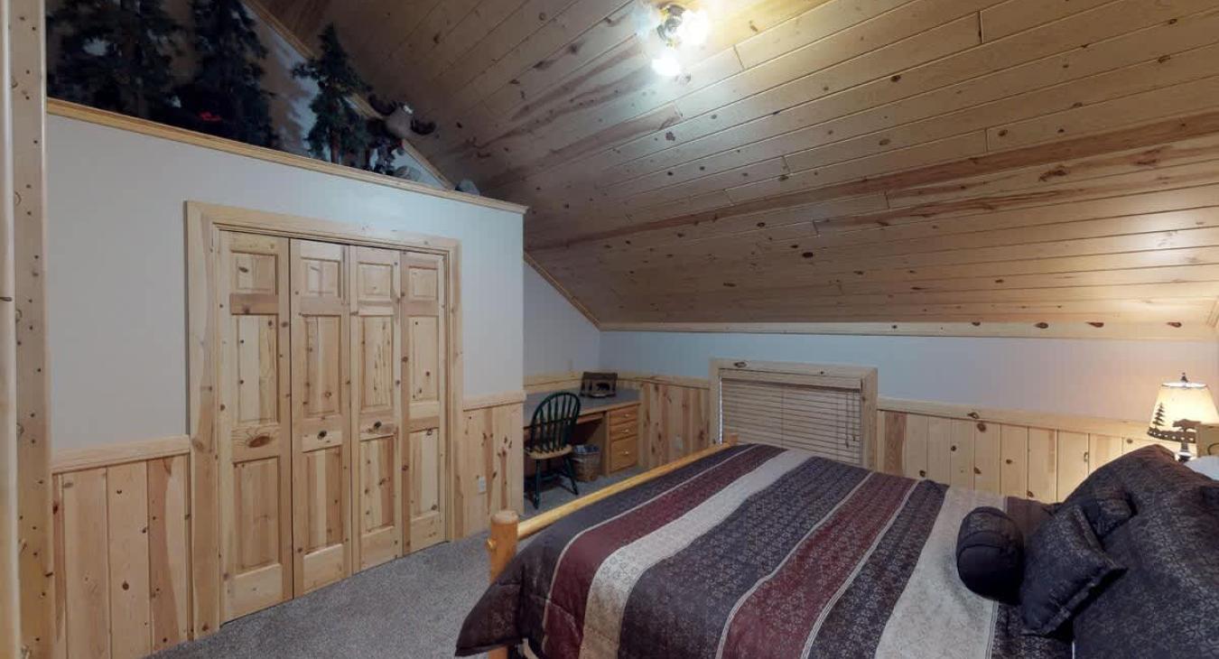 Lots of space in this room.