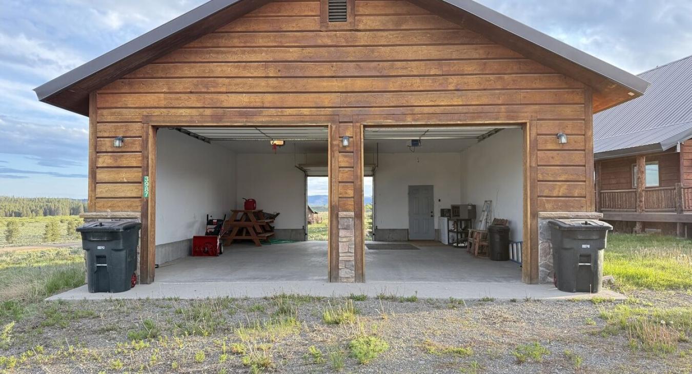 Large garage for your use.