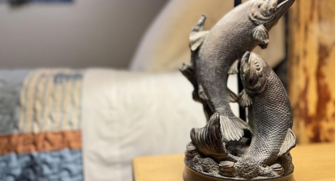 Fish accent lamp to go with the decor of the room.