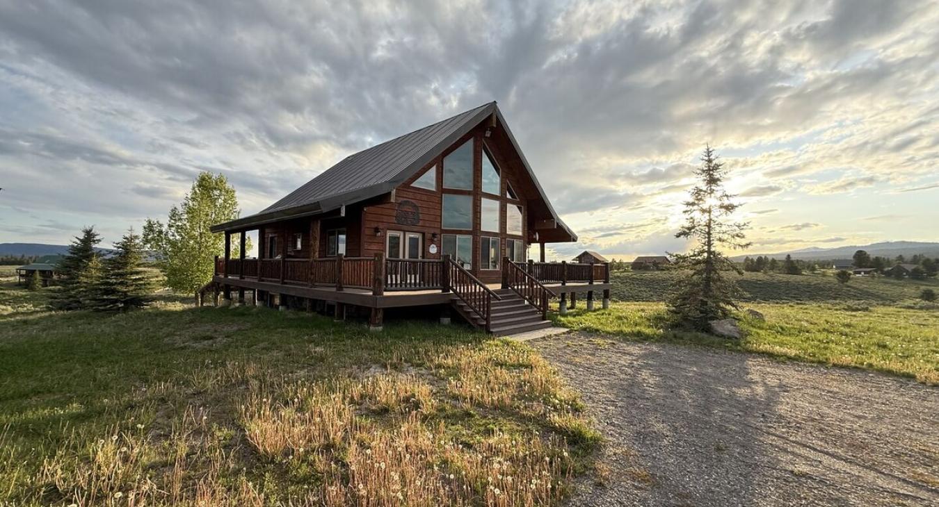 Welcome to Lost River Retreat, we hope you enjoy your stay.