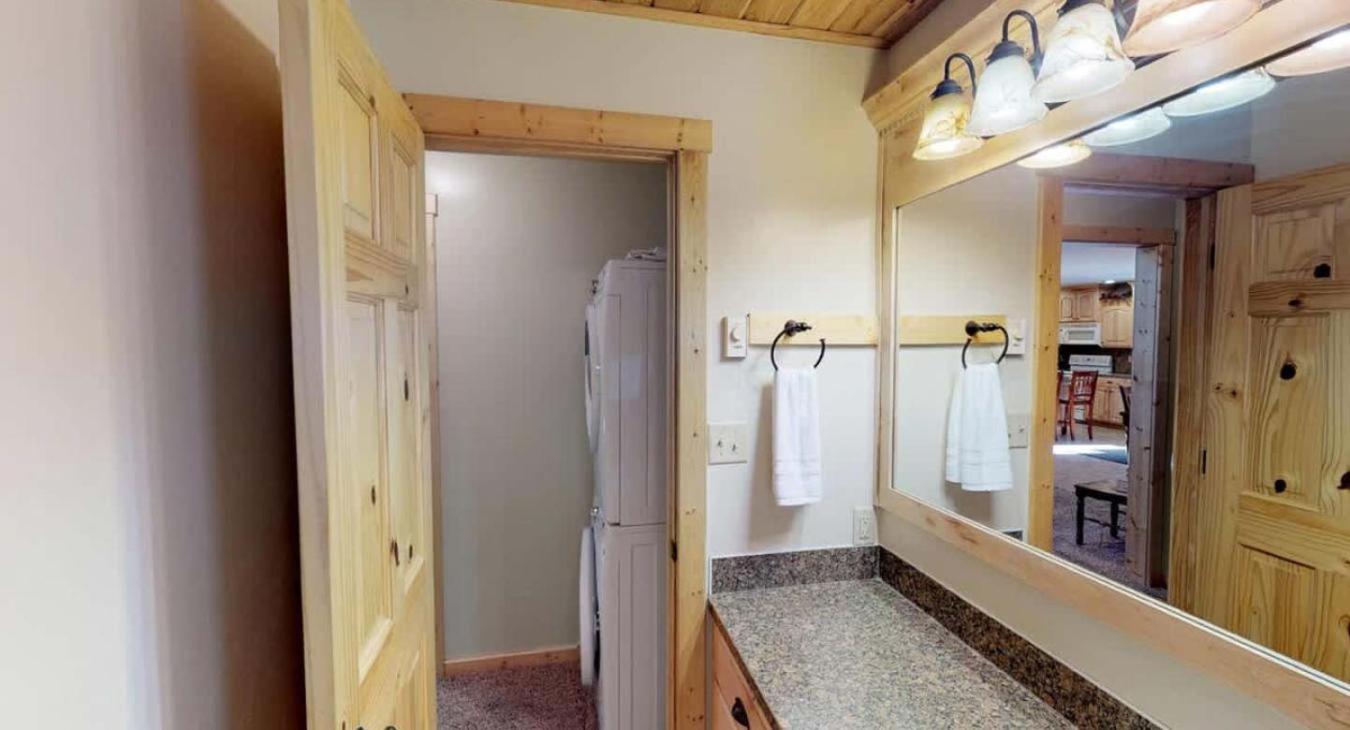 Fresh towels are provided to everyone during your stay.