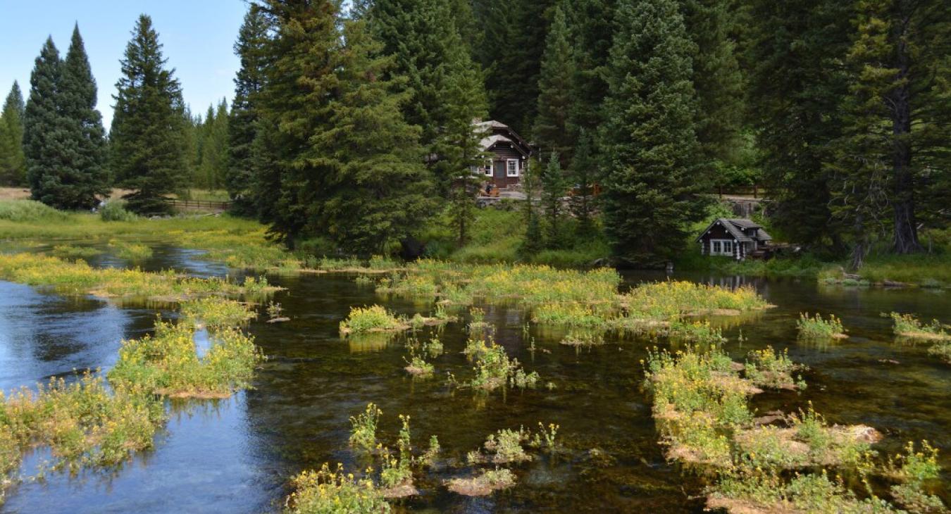 Beautiful landscapes nearby to enjoy during your trip.