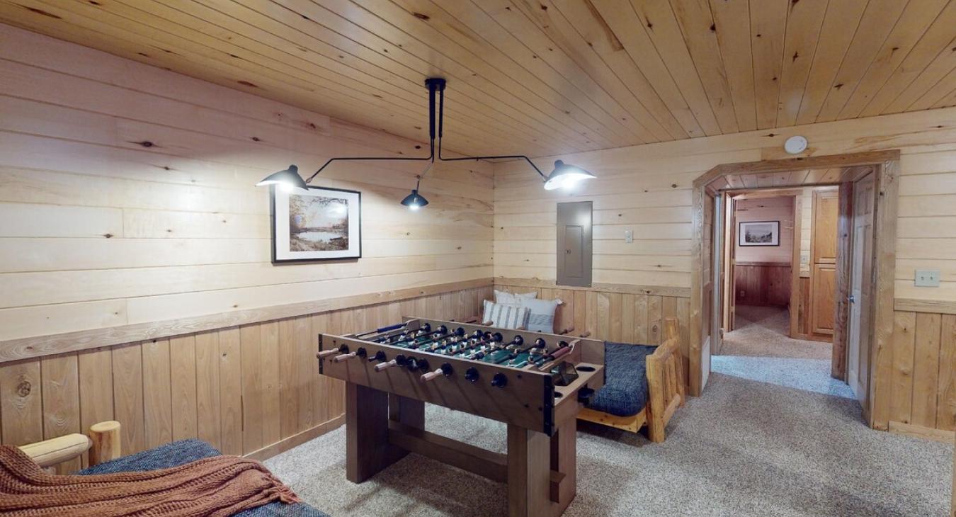 Lots of light to illuminate the room.