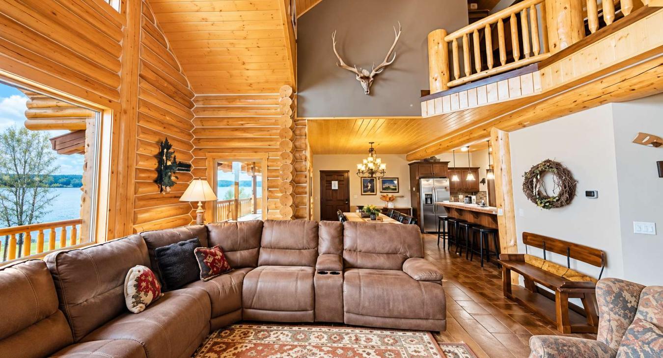 Lots of natural light flows into this room from the large windows.