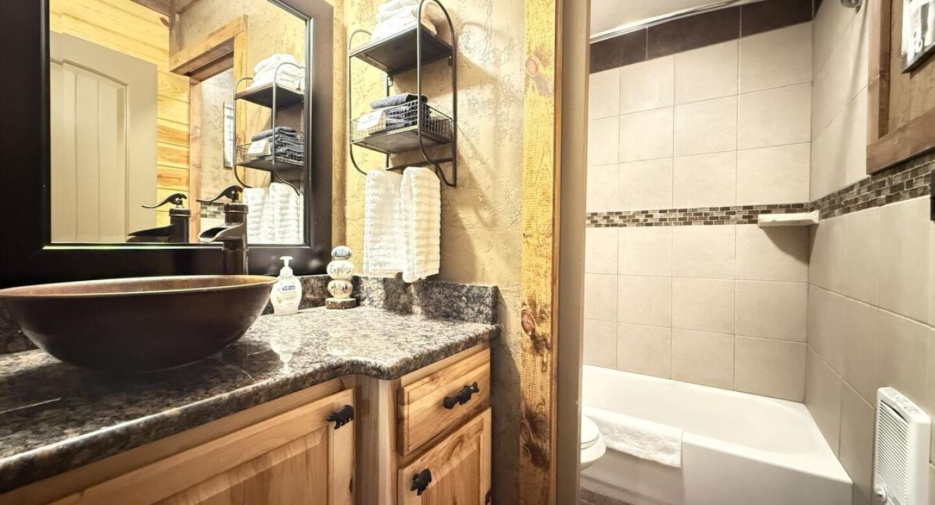 Clean towels are provided in each bathroom during your stay.