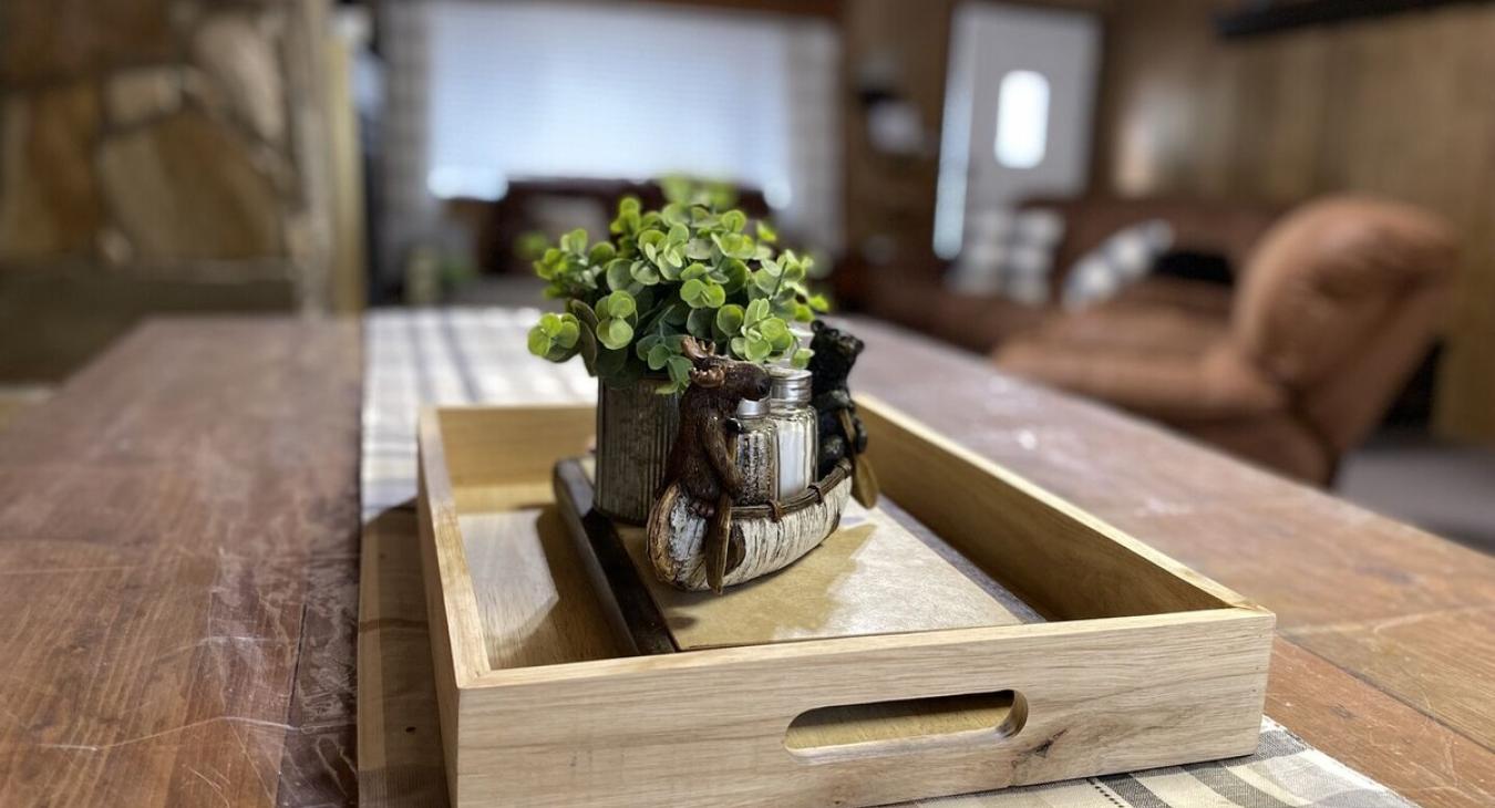 Decor placed throughout the cabin.