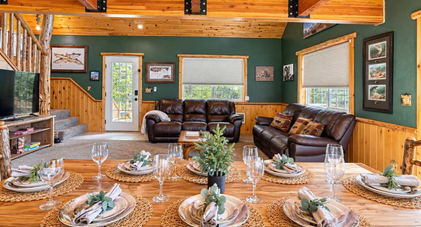 Large dining area right off the living room.
