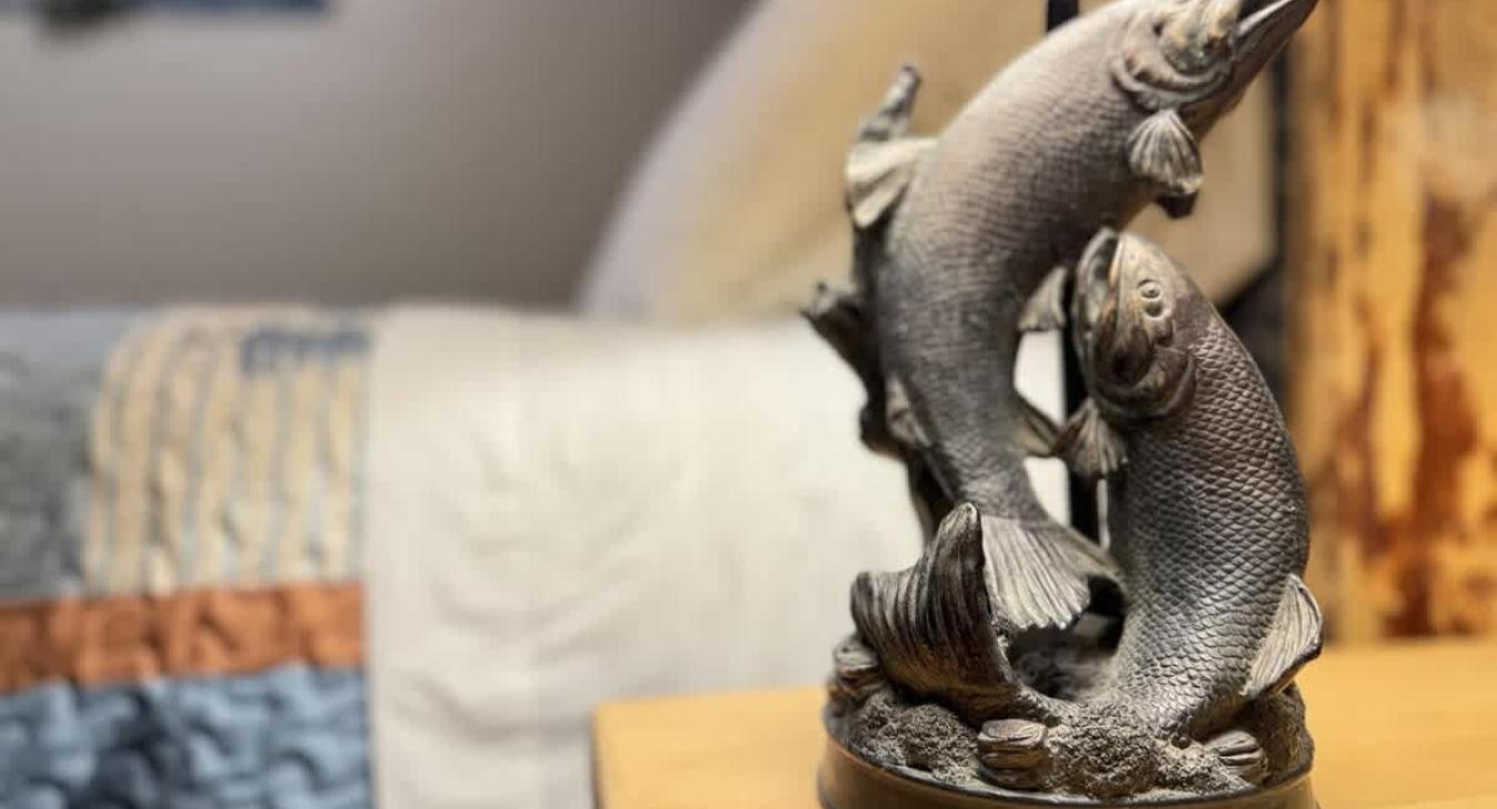 Fish accent lamp to go with the decor of the room.