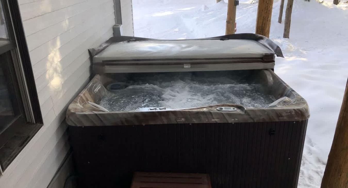 Winchester lodge comes equipped with a hot tub perfect for those cold days.