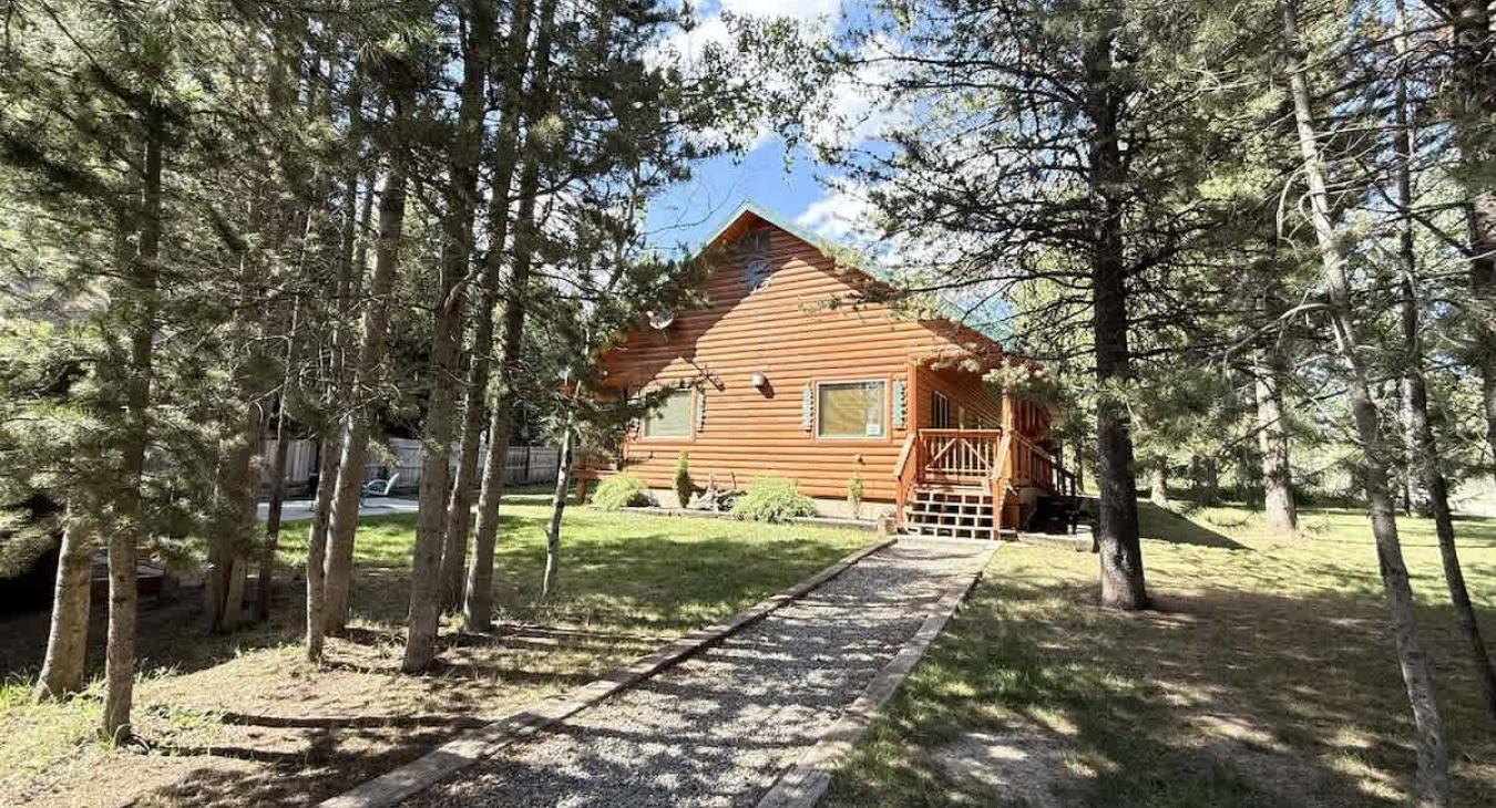 We hope you enjoy your stay at Fox Den.