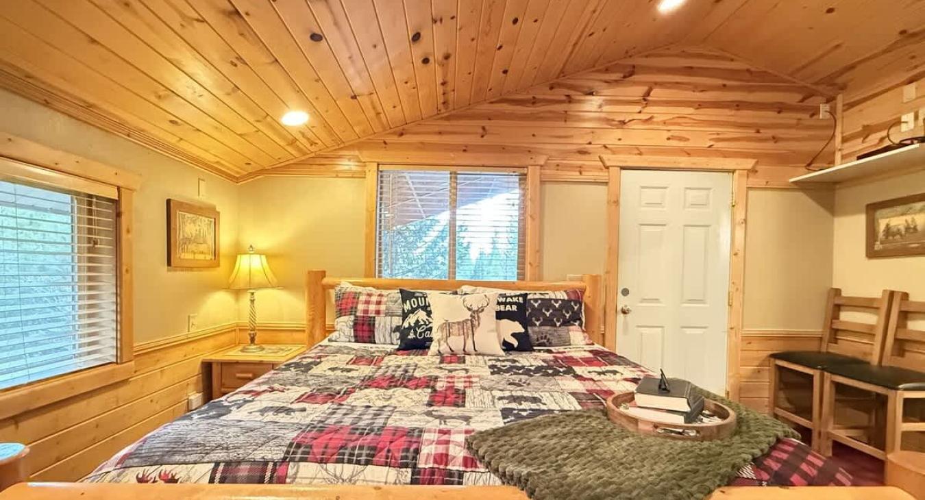 Enjoy a good night's rest on this King bed.