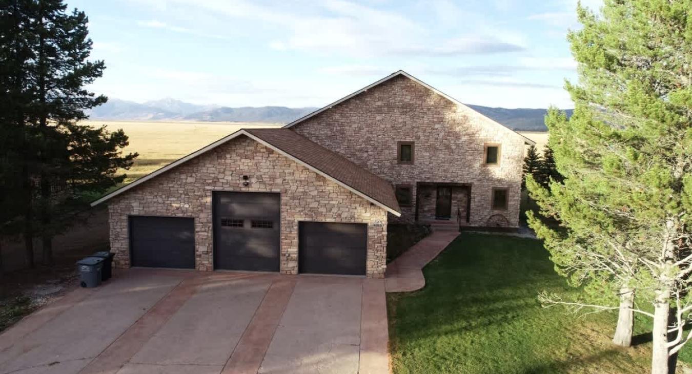 Welcome to Meadows Edge Lodge.