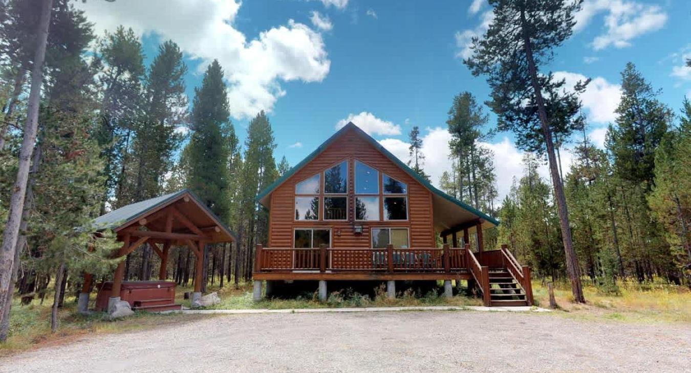 We hope you enjoy your stay at Huckleberry Inn.