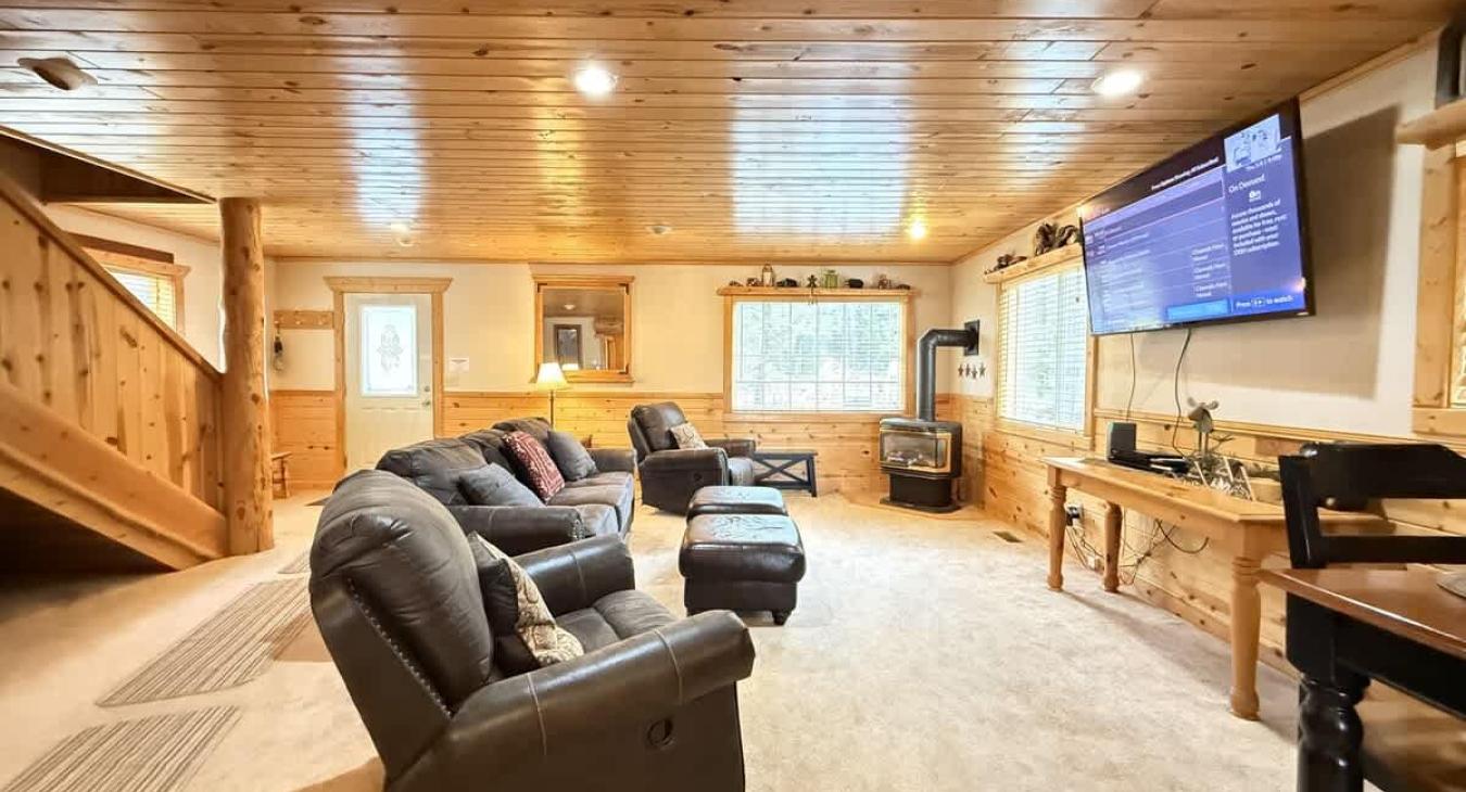 Satellite TV is available.