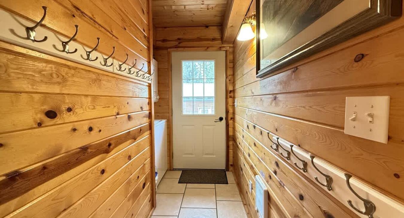 hallway to the side deck