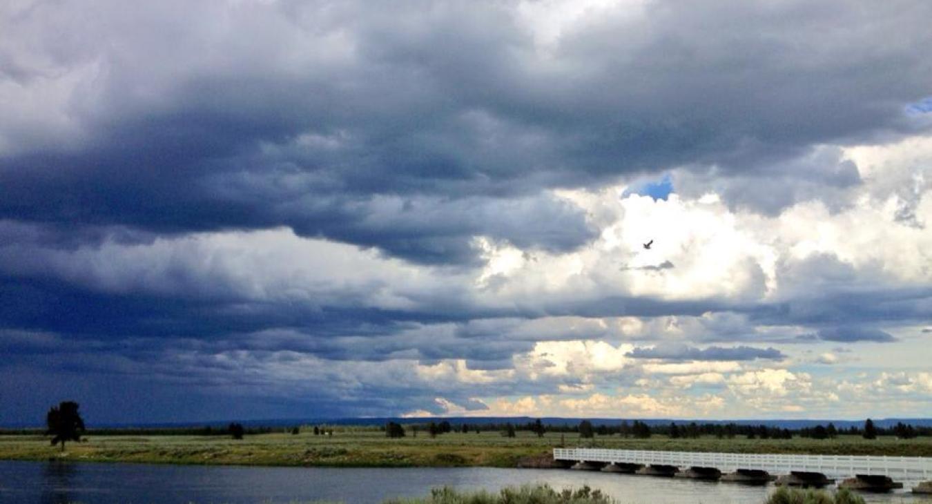 Beautiful landscapes nearby to enjoy during your trip.