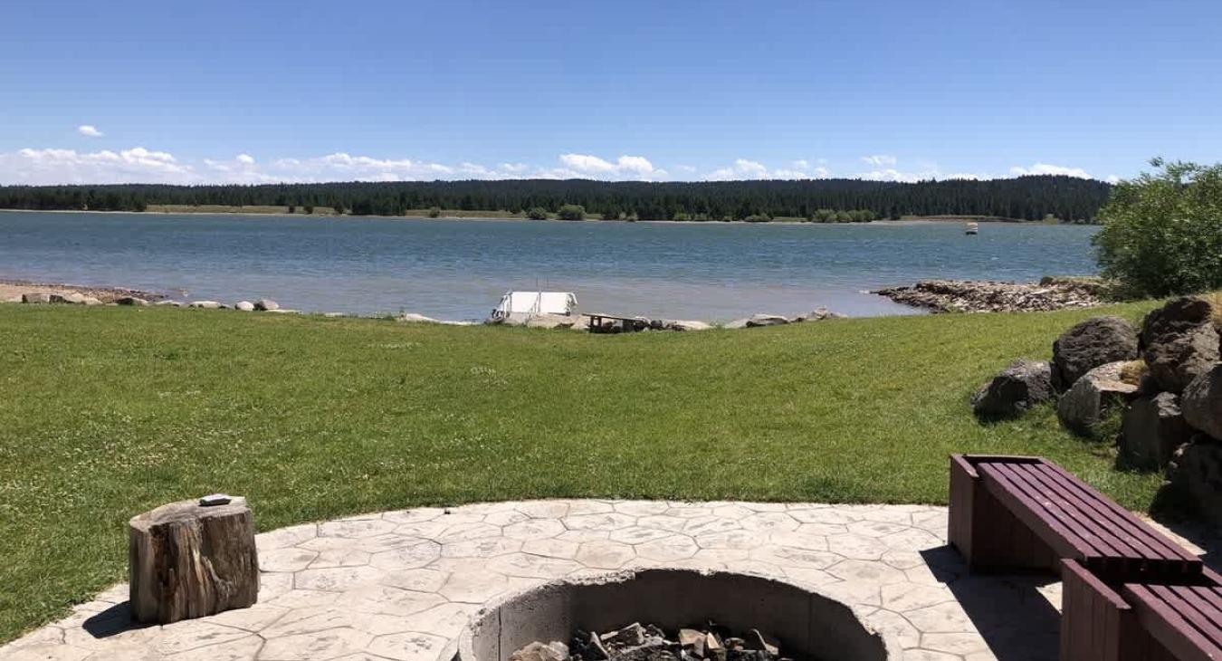 Large firepit with seating to enjoy the perfect s'mores. Make sure to bring your own firewood.