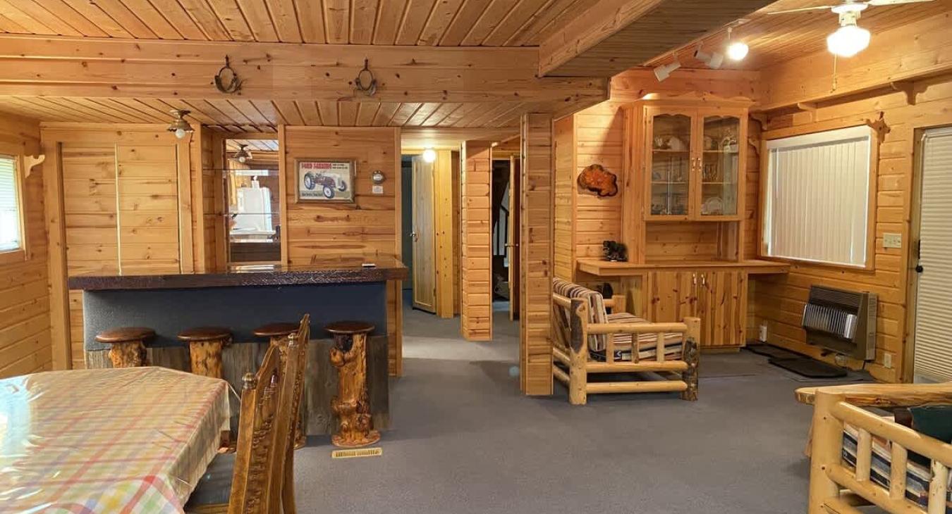 Open floorplan from the living room to kitchen.