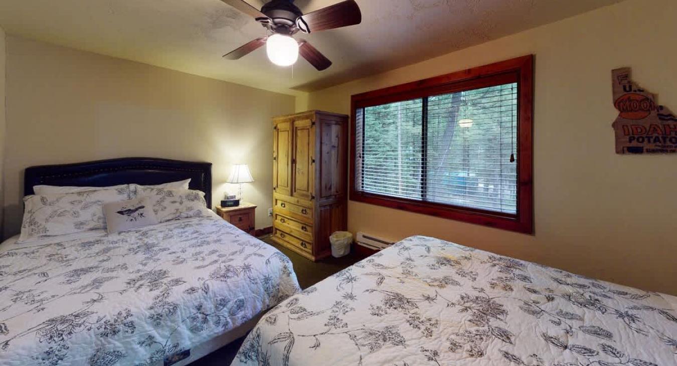 Storage is provided to store all your belongings during your stay.