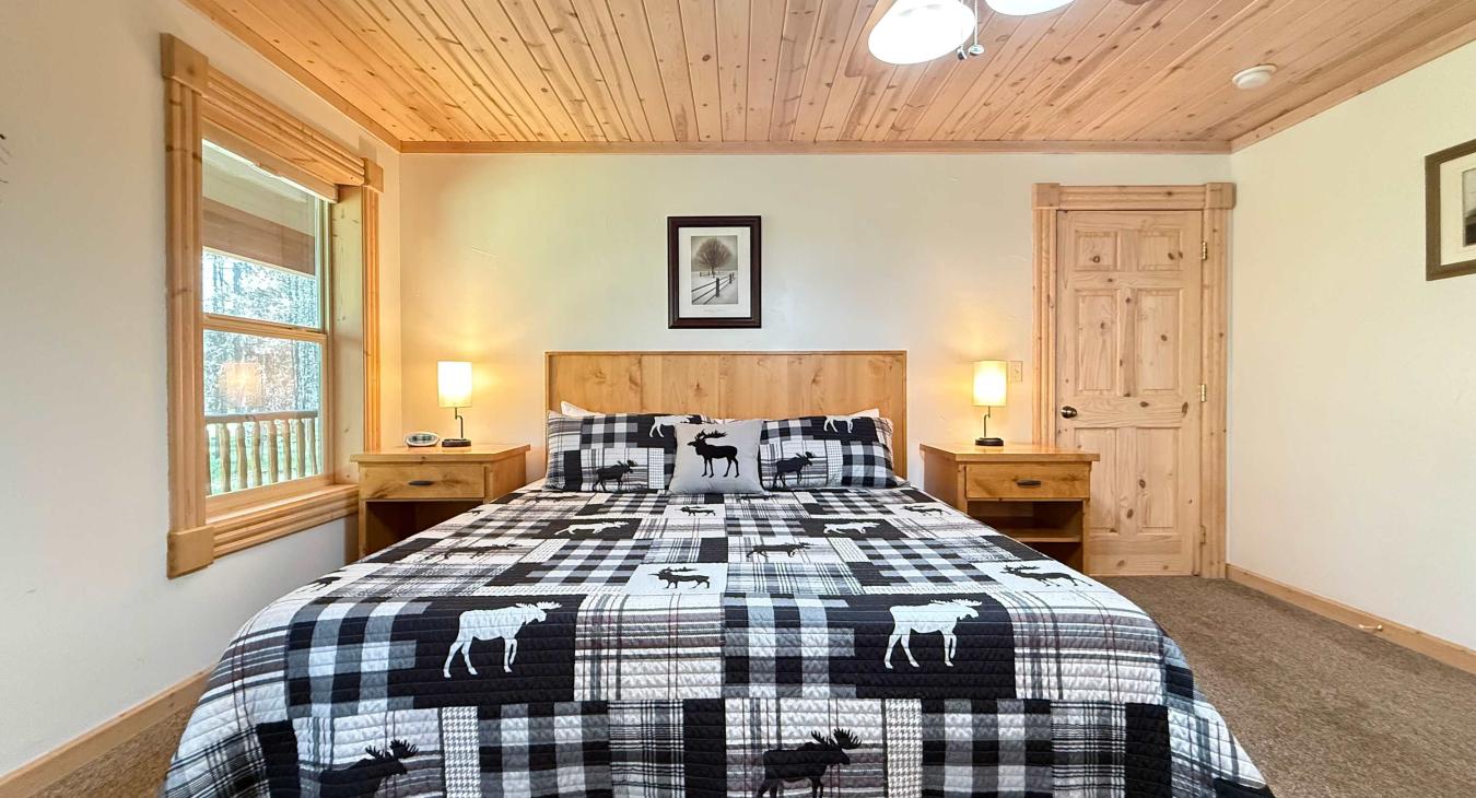 Master suite located on the main floor with private ensuite bathroom.