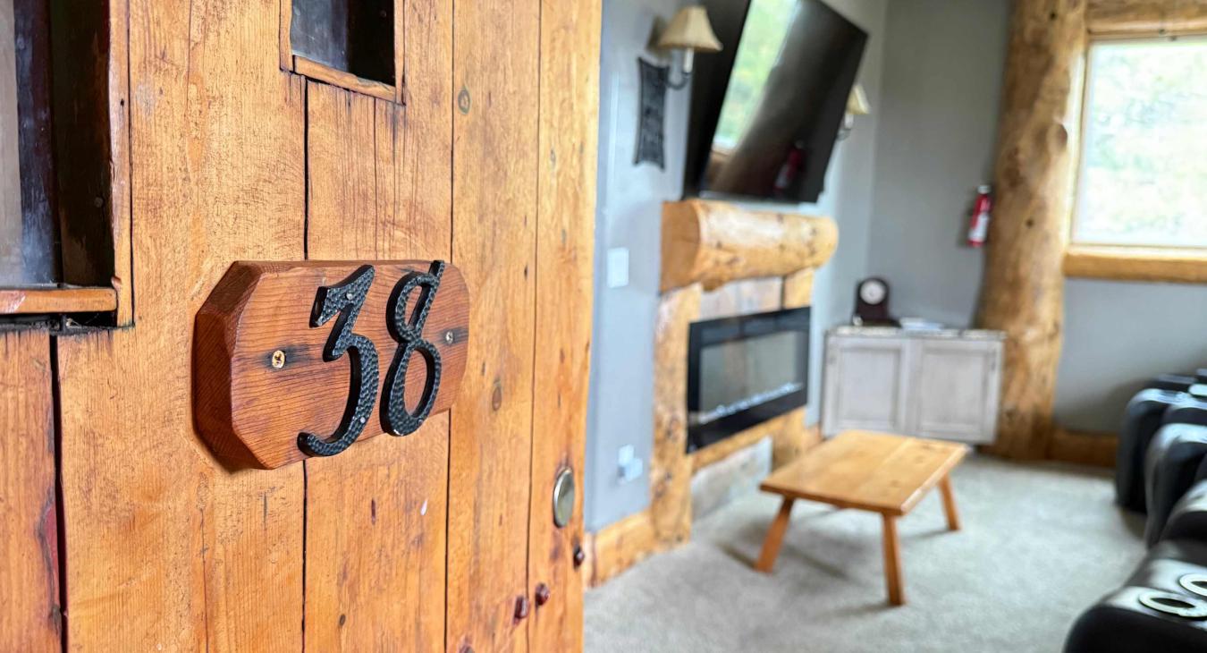 Step into the ultimate entertainment hub! The private upstairs theater room welcomes you with movie-theater vibes and top-tier comfort.