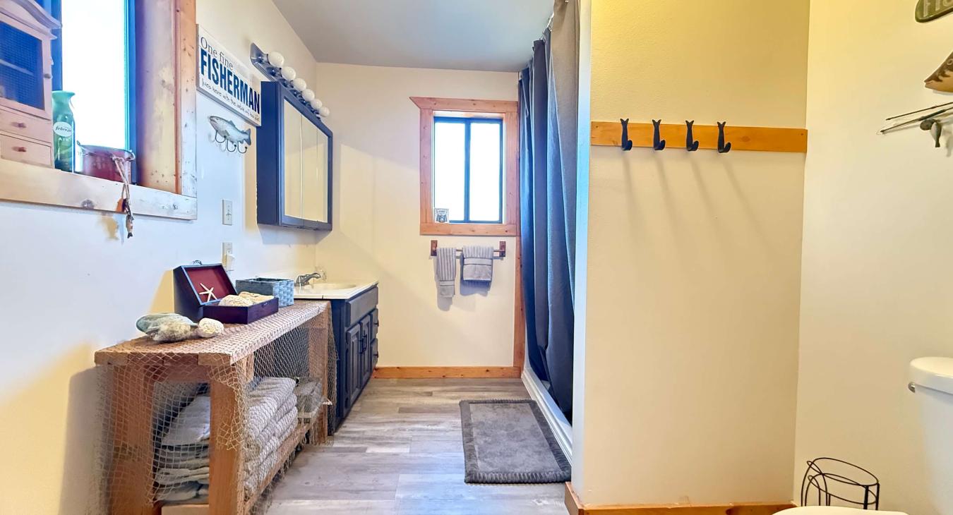 Bathroom number 1 with a large shower.