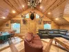 Spacious living room to enjoy everyone's company.