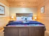 This room is perfect for 2 people.