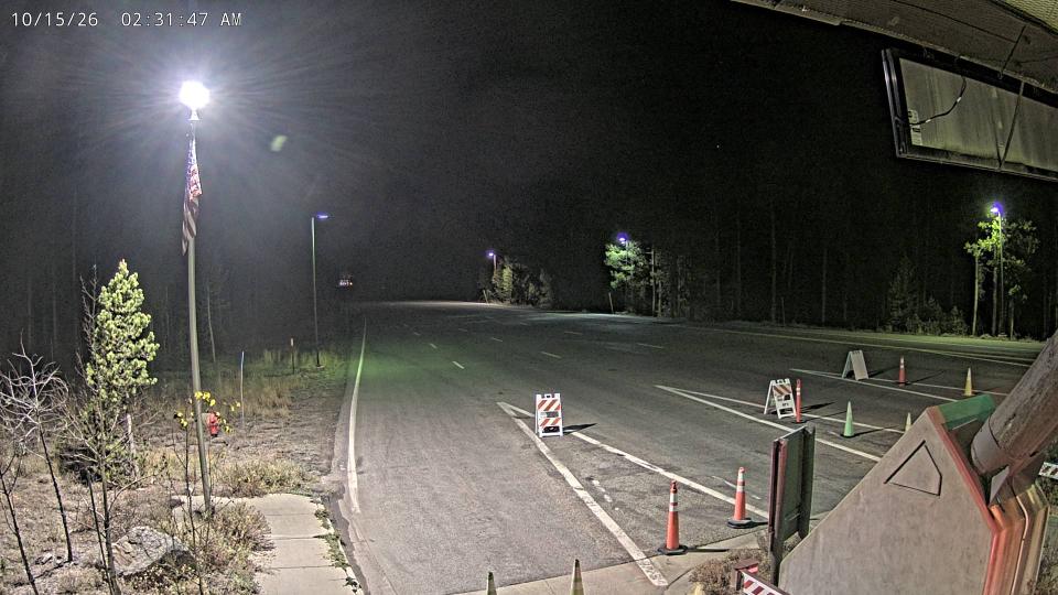 Webcam: West Entrance - Out of the Park